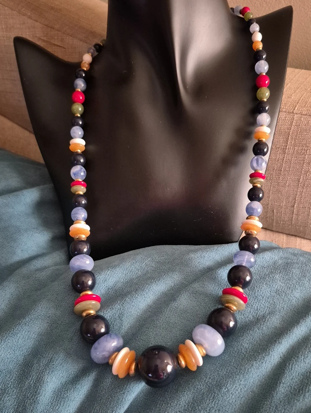 Vintage Liz Claiborne Graduated Beaded Multicolor Blue
